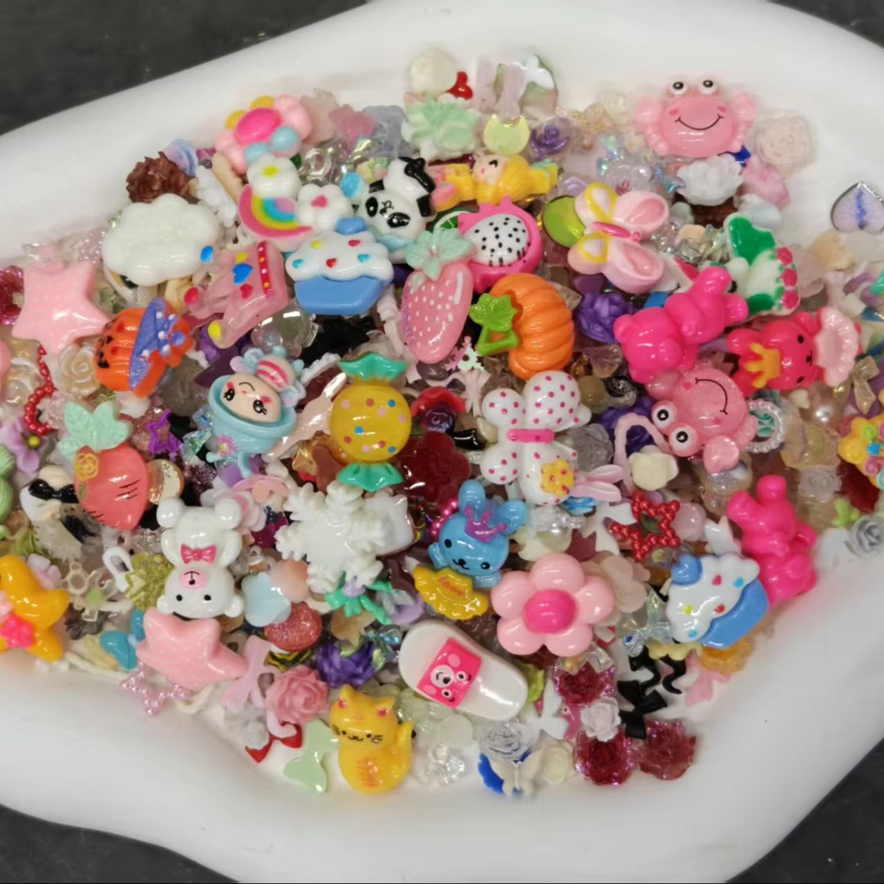 50g de Dijes de Resina Mixtos  - Resin Craft Ideas reseña y precio
